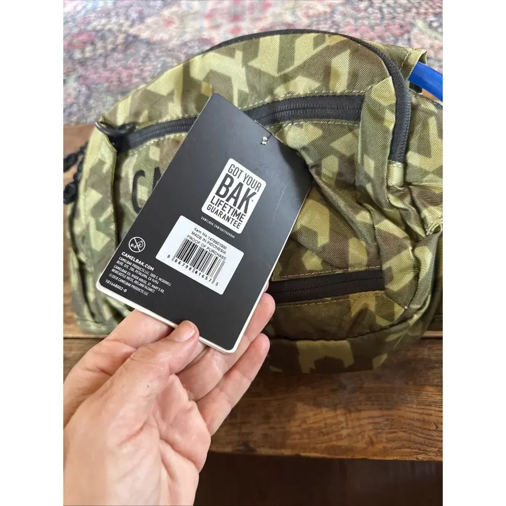 CAMELBAK REPACK LR 4 BELT 50 OZ 1.5L New NWT